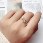 bague raffinée or perle de culture