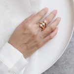 bague élégante avec perle de culture