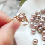 bague or avec perle gemme