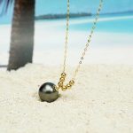 bijou en or avec perle de tahiti