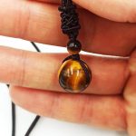bijou oeil de tigre collier