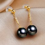 bijoux tendance boucle d'oreille perle noire