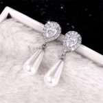 boucle d'oreille avec perle de culture