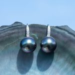 boucle d'oreille Hinano en perle de Tahiti
