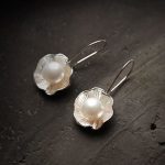 boucles d'oreilles artisanales Lotus perlé