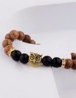 bracelet artisanal en bois et onyx noir