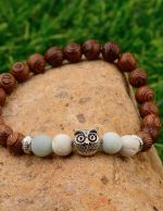 bracelet artisanale en bois chouette