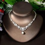 collier de perles colorées