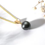 collier élégant perle noire tahiti