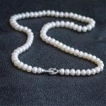 collier élégant perles d'eau douce