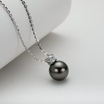 collier élégant perles de tahiti