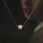 collier en or avec perles