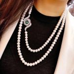 collier en perle blanche