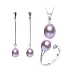 collier et boucles d'oreilles en perles de culture