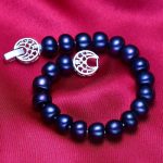collier et boucles d'oreilles Violette