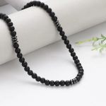 collier homme en perles