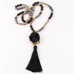 collier pierre naturelle avec perles et pendentif de style bohème