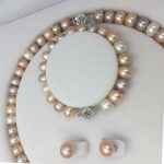 parure Linoa en matériaux nobles