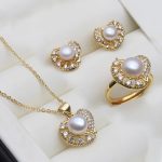 parure perle blanche