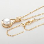 pendentif en perle nacrée