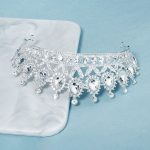 accessoire cheveux couronne argentée