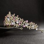 couronne en perles roses